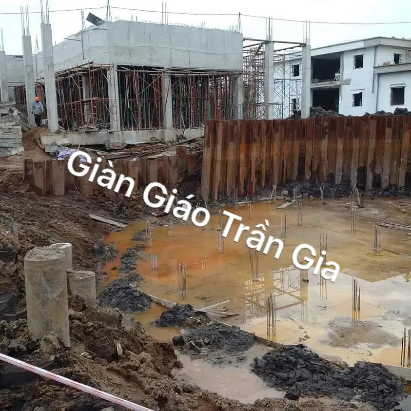 Giàn giáo Trần Gia