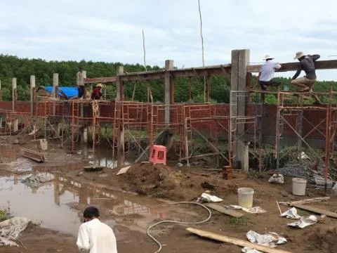 giàn giáo trần gia